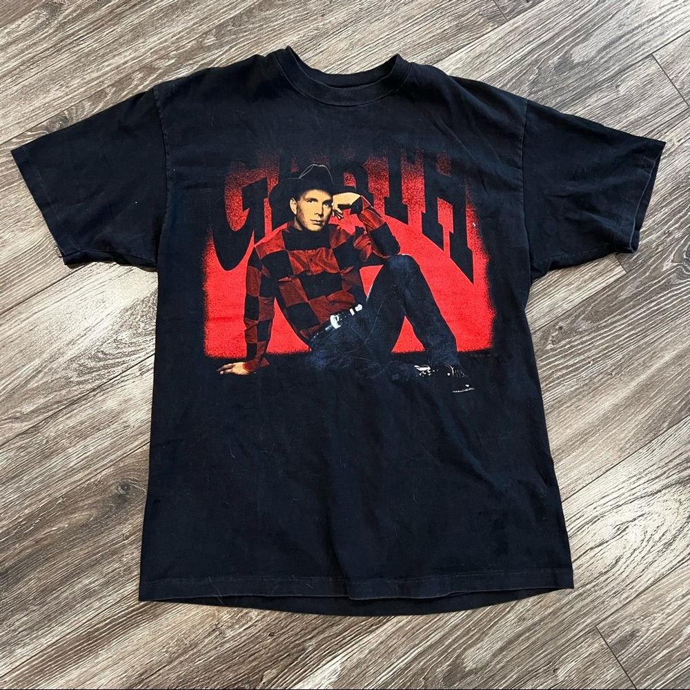 Large vintage 1993 Garth brooks T shirt